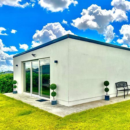 Kildare Luxury Suites מראה חיצוני תמונה