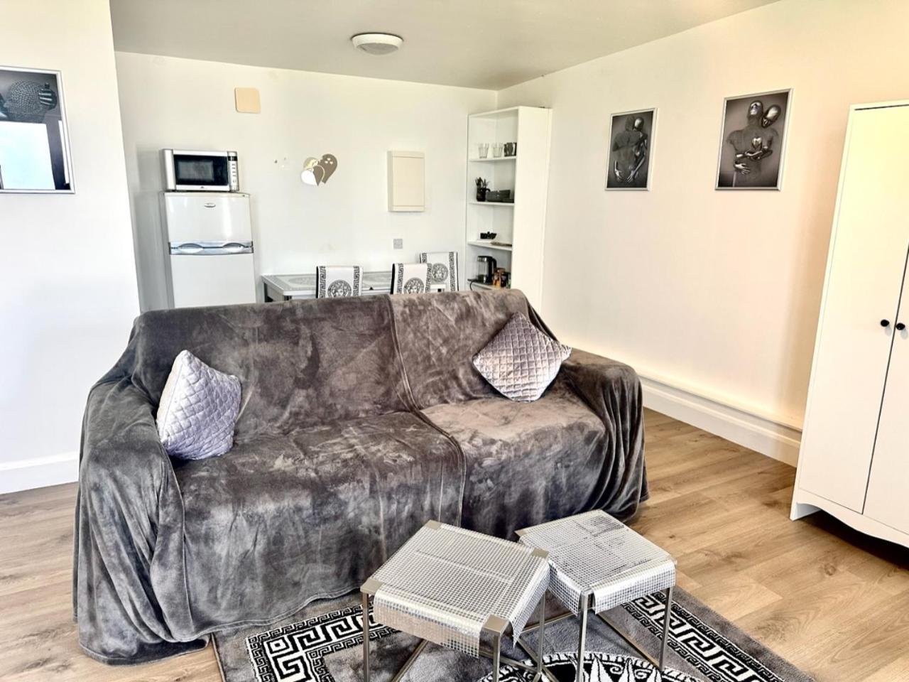 Kildare Luxury Suites מראה חיצוני תמונה