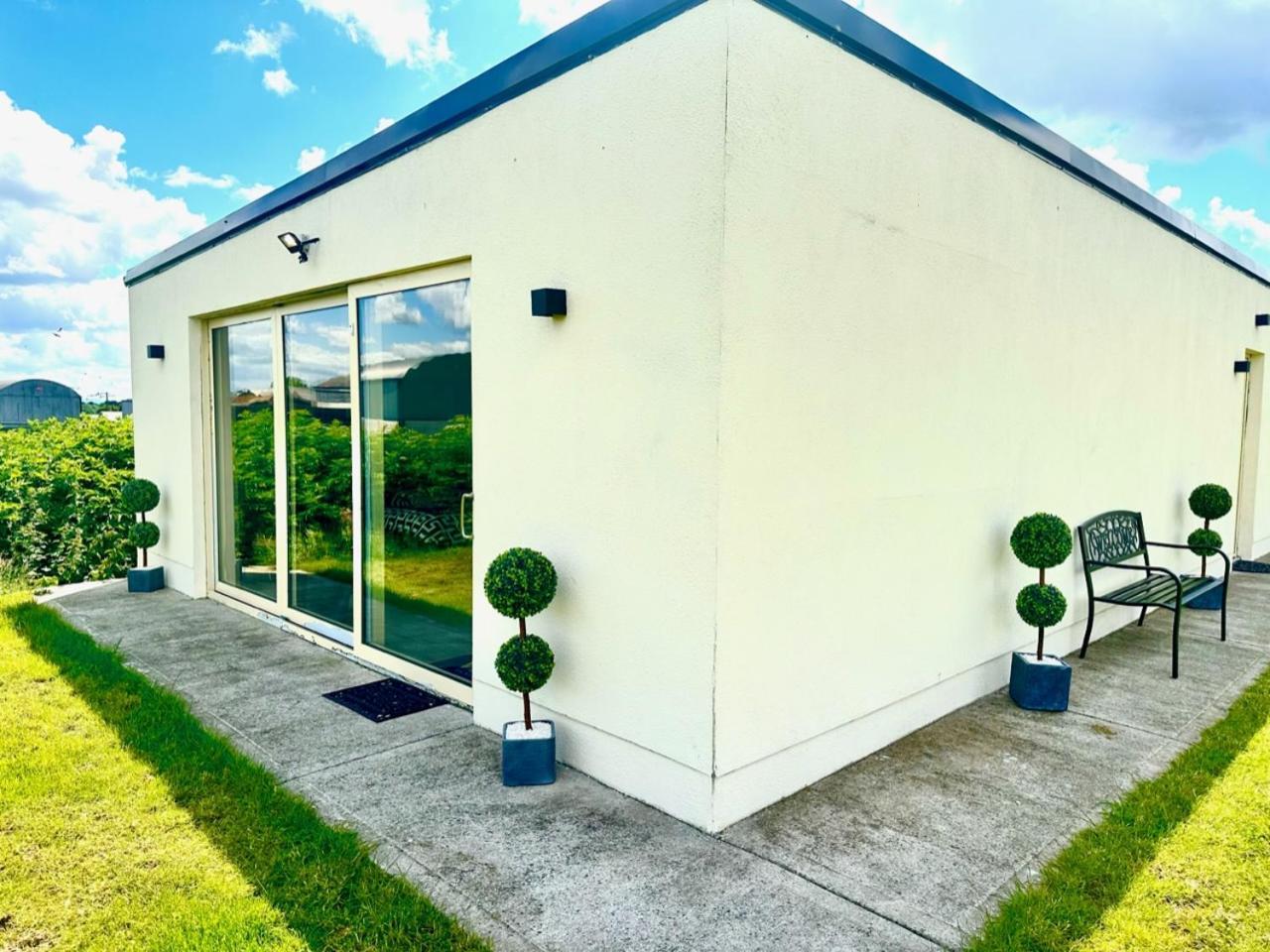 Kildare Luxury Suites מראה חיצוני תמונה